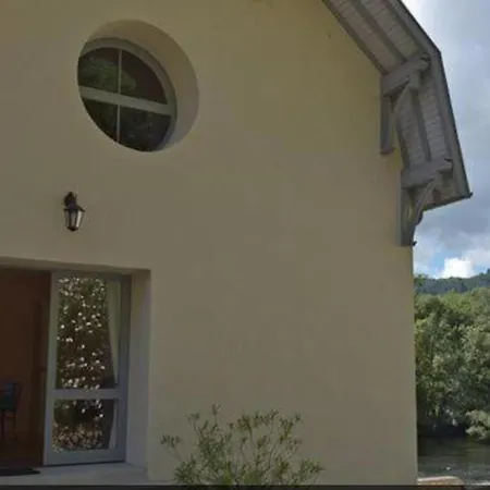 D'hotes Du Moulin De Lachaux Couette-café 3*