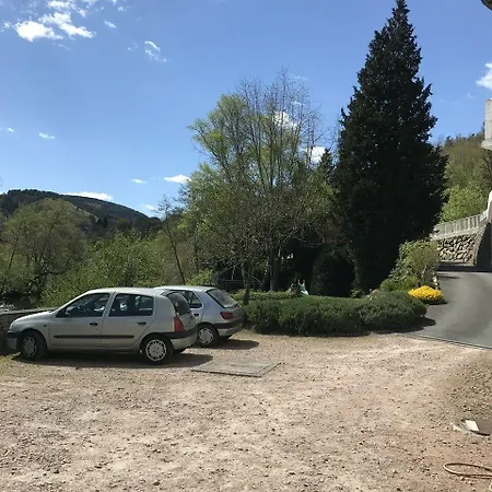 D'hotes Du Moulin De Lachaux לינה וארוחת בוקר
