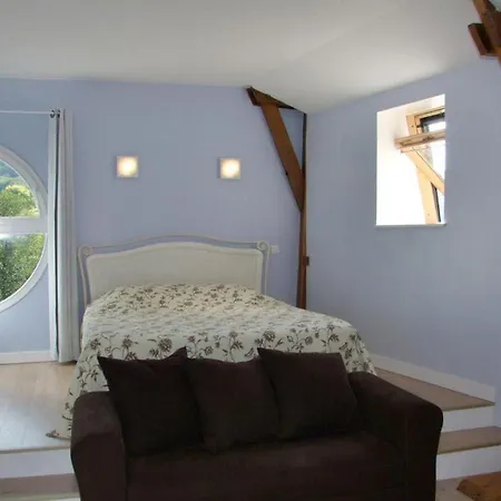 D'hotes Du Moulin De Lachaux Couette-café 3*