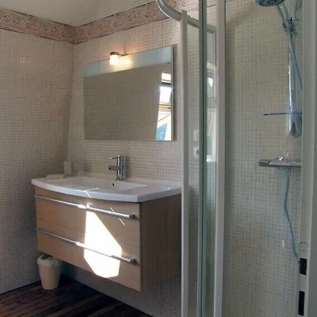 D'hotes Du Moulin De Lachaux B&B