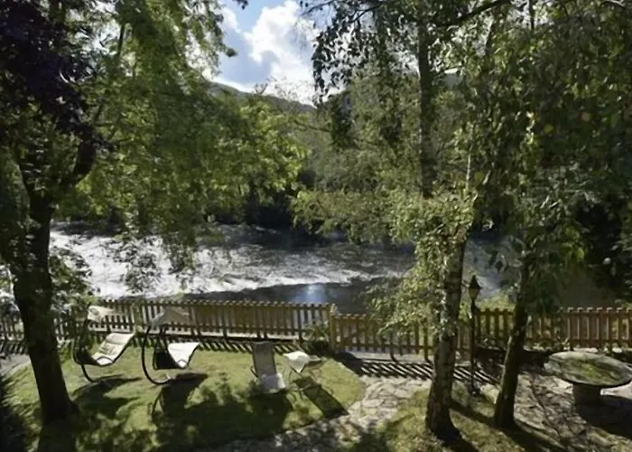 Bed & Breakfast D'hotes Du Moulin De Lachaux 3*